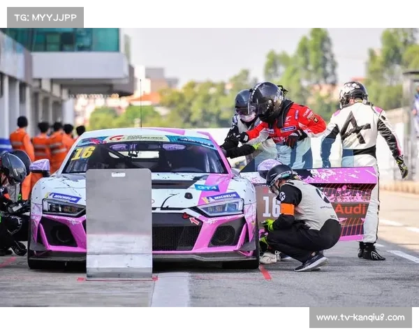 凯尔·道考斯速胜杰拉尔德·梅尔斯查特，中量级再添胜绩