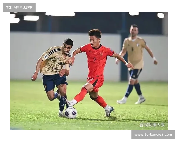 国足迪拜备战一切从简，球员双人间住宿，饮食均为当地风味餐。
